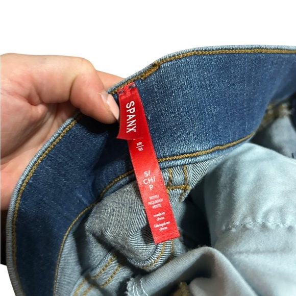 Spanx Ankle Straight Leg Jeans in Vintage Indigo Medium Wash Denim 20356Q Size S - Picture 9 of 11